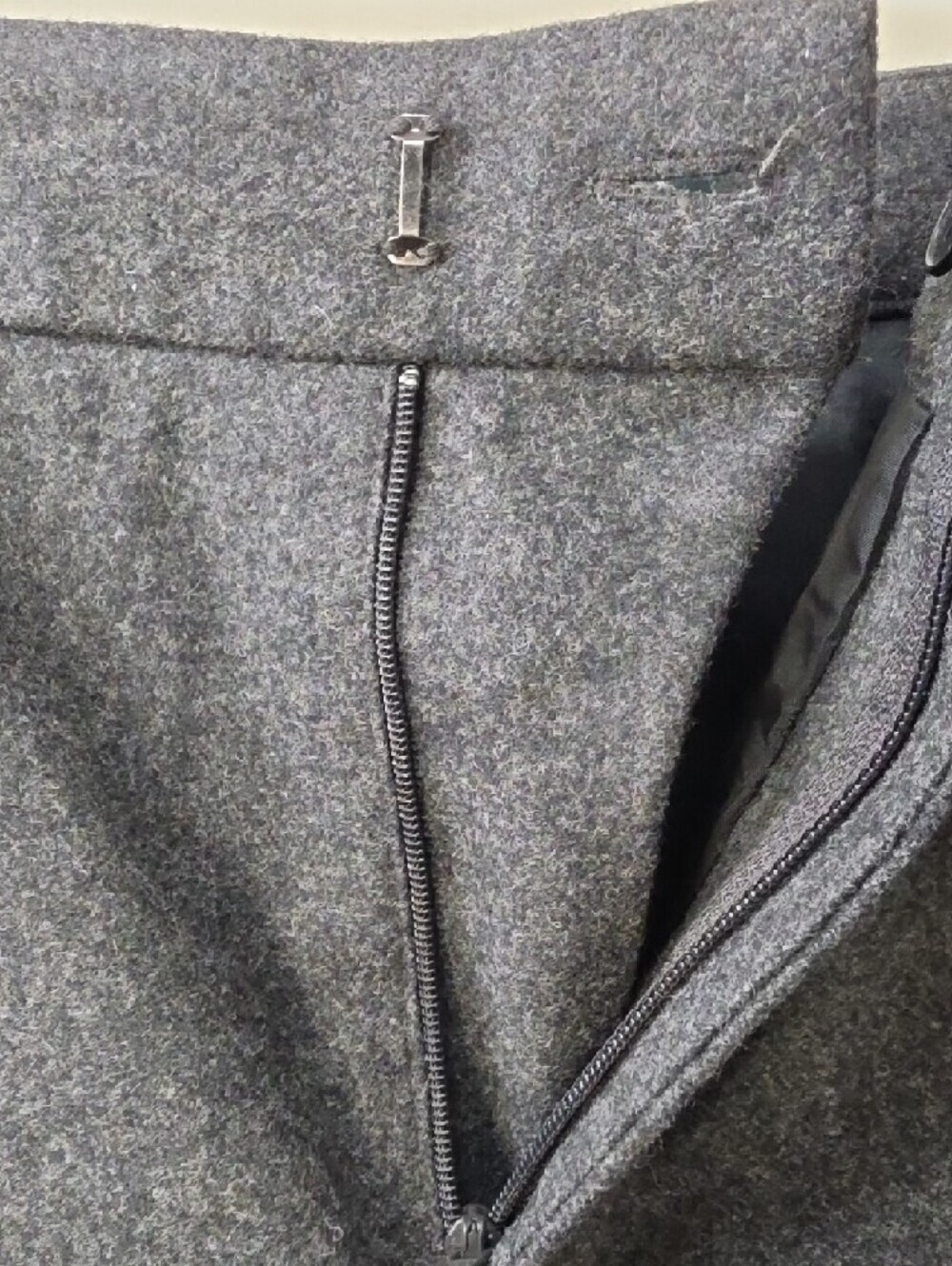LAUREN Ralph Lauren Classic Women's Gray Wool Pants - Size 10 - Picture 4 of 6